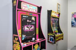 Arcade Apartment - Games - Free Gated Parking - Image 5