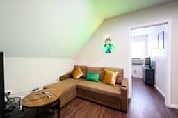 Fun Gaming Apartment w/Free Parking - Image 2
