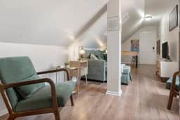 Urban View Retreat Near Downtown - Sleeps 7 - Image 5