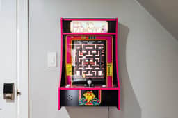 Fun Logan Sq Apt - PacMan - Sleeps 5 Pet Friendly - Image 4