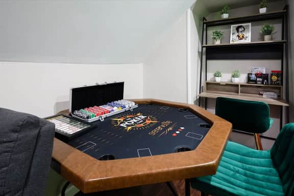 Arcade Apartment - Games - Free Gated Parking - Image 3