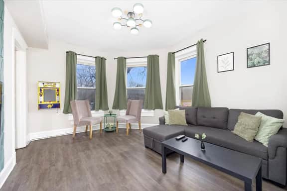 PacMan Arcade Getaway • Near Downtown • Sleeps 10 - Image 2