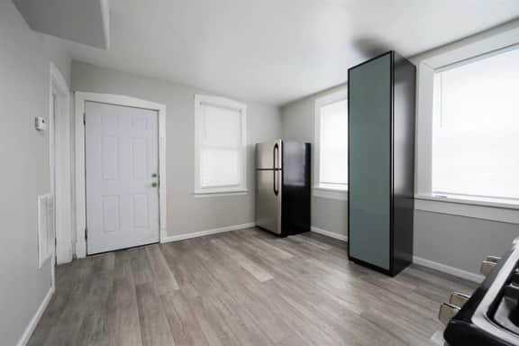 Comfy 2 Bedroom - Games - Garage - Sleeps 6 - Image 5