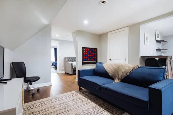 Fun Logan Square Apt • Games • Pets • Sleeps 5 - Image 1